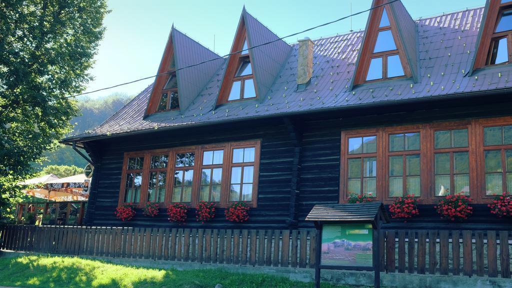Penzion Manin Považská Bystrica Dış mekan fotoğraf